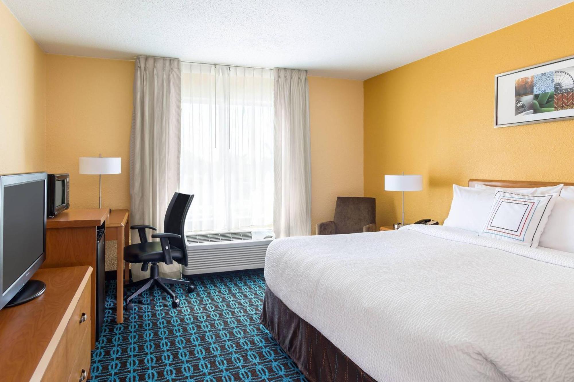 Fairfield Inn & Suites Valparaiso Ngoại thất bức ảnh